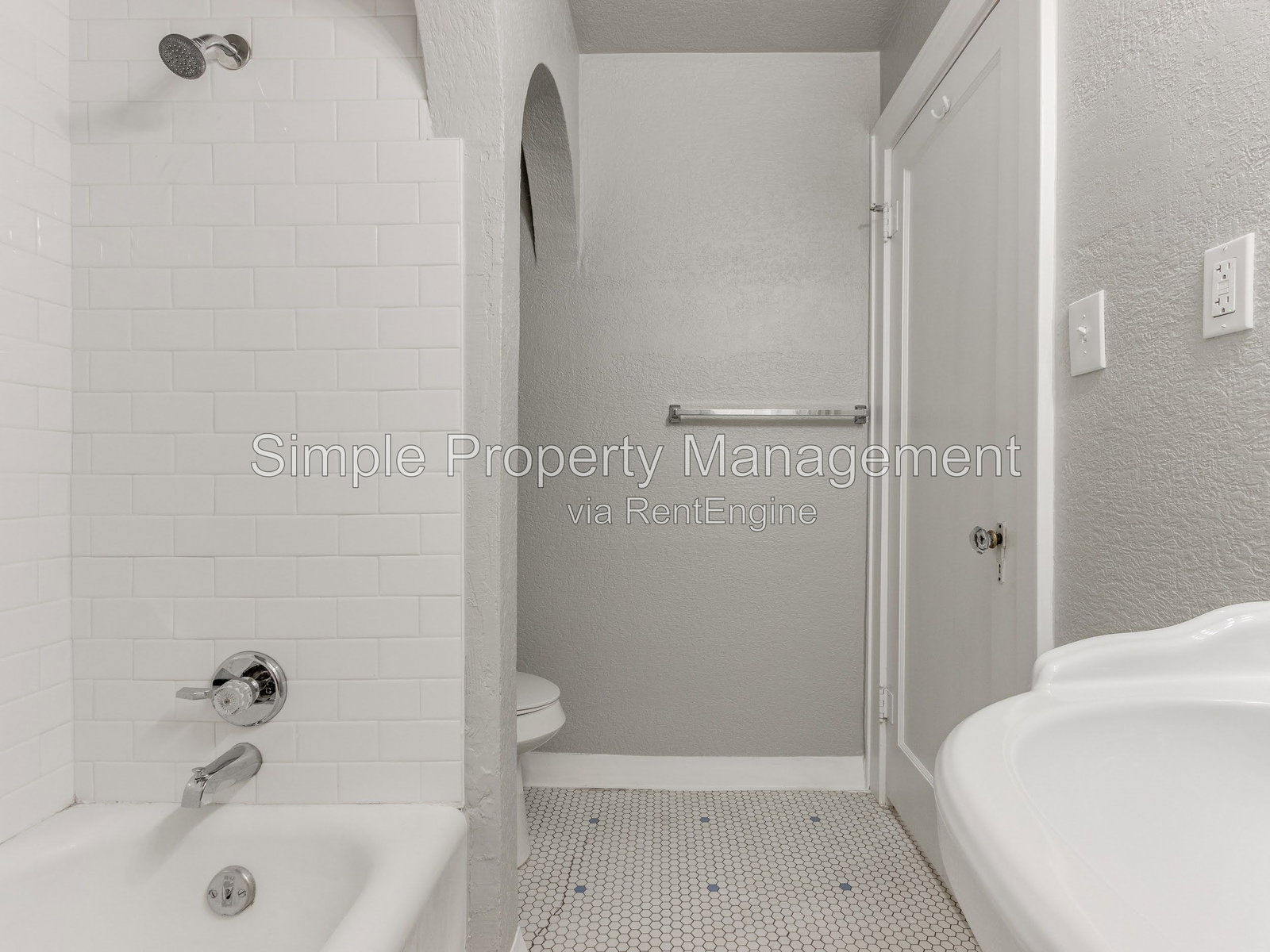 Gallery Image 18