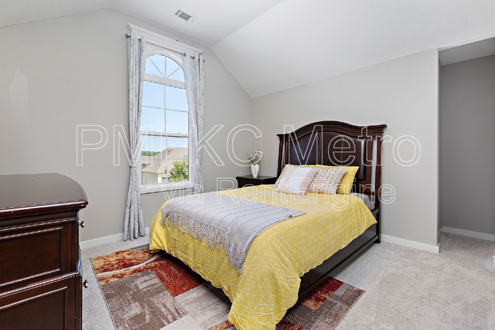 Gallery Image 32