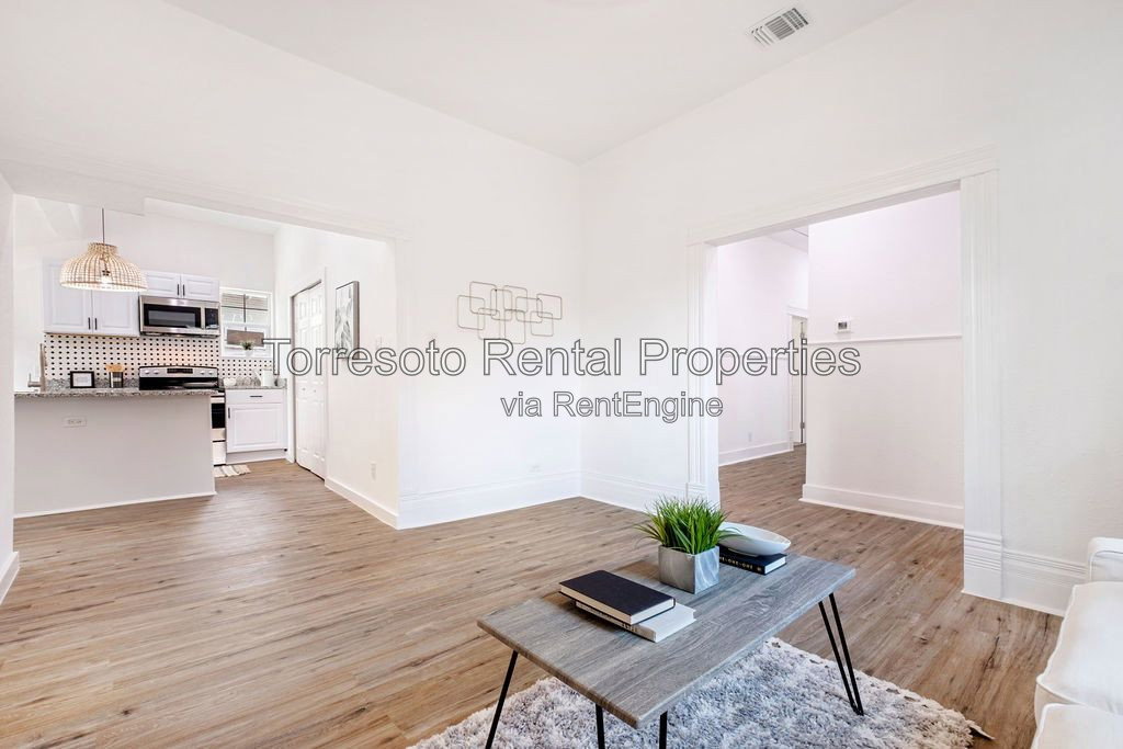 Gallery Image 16