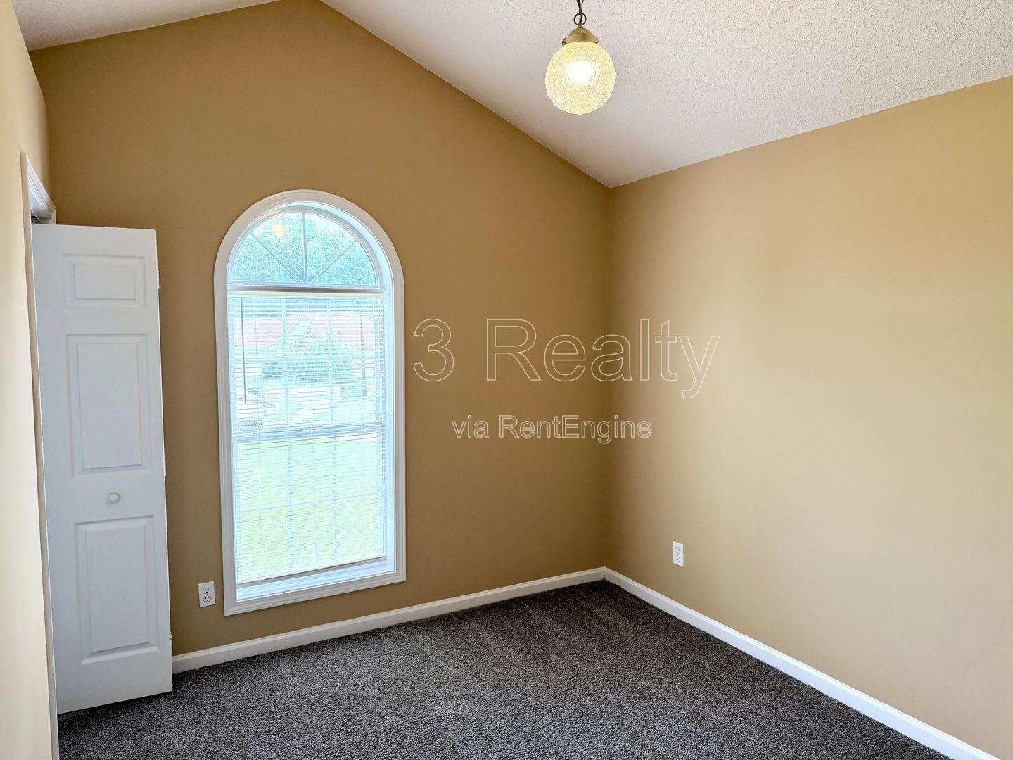 Gallery Image 16