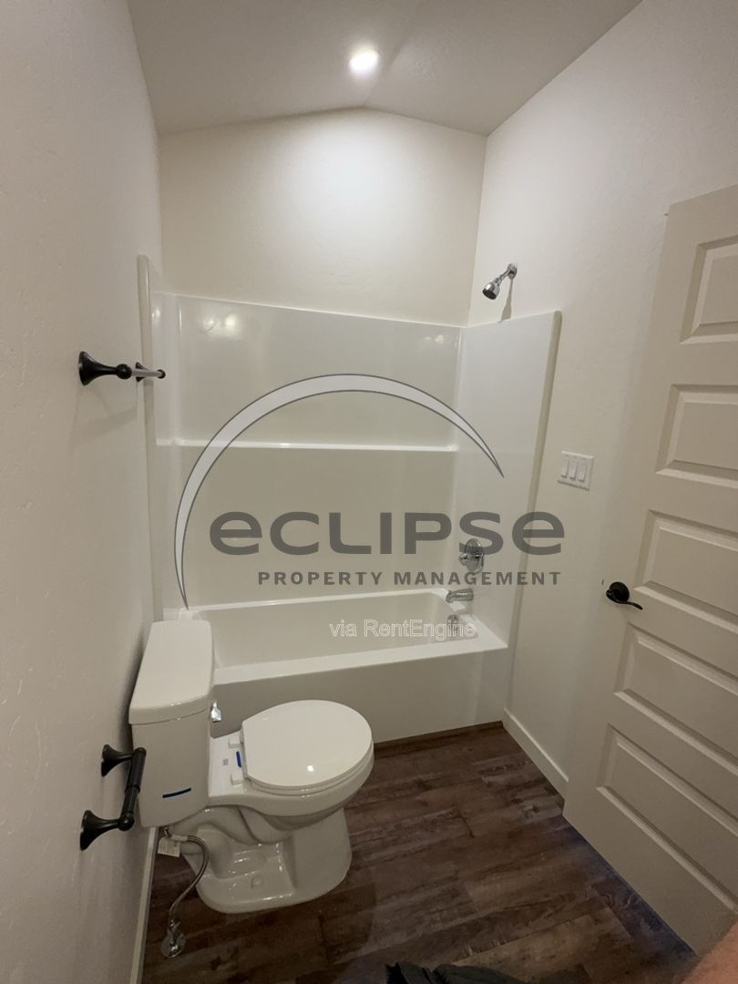 Gallery Image 37