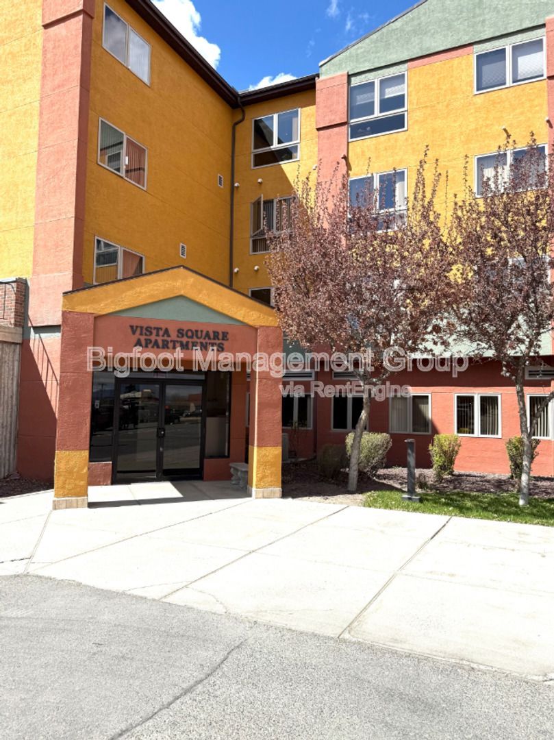 Gallery Image 0