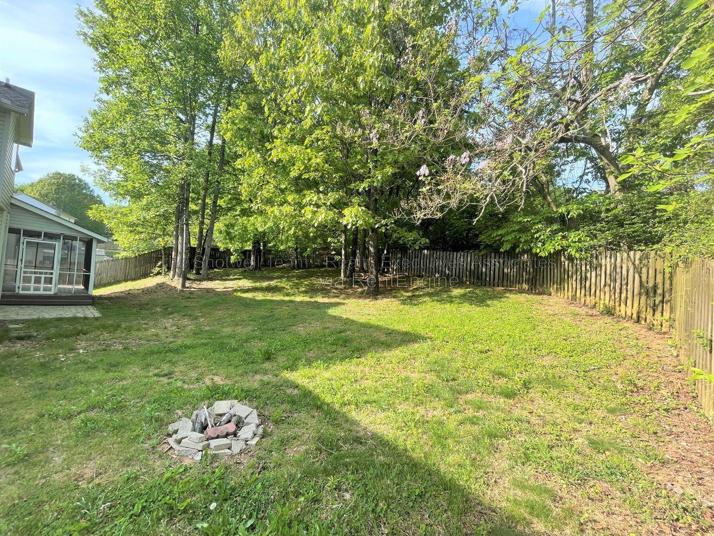 Gallery Image 16