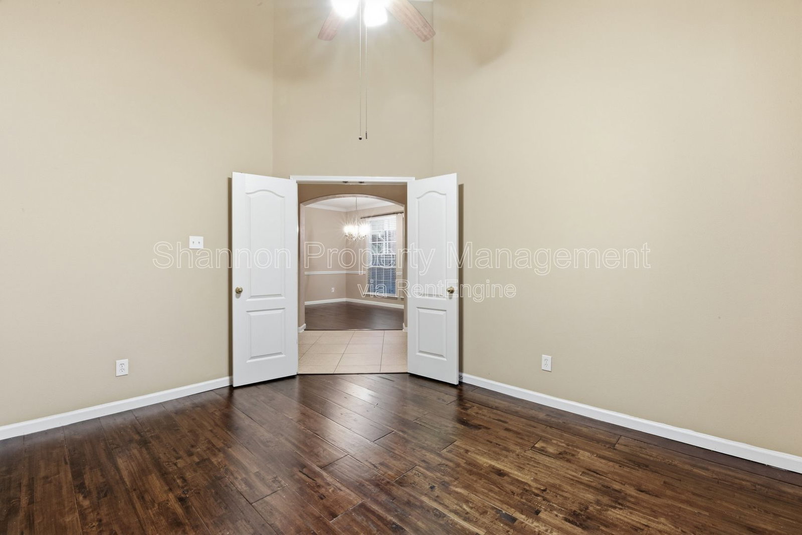 Gallery Image 18