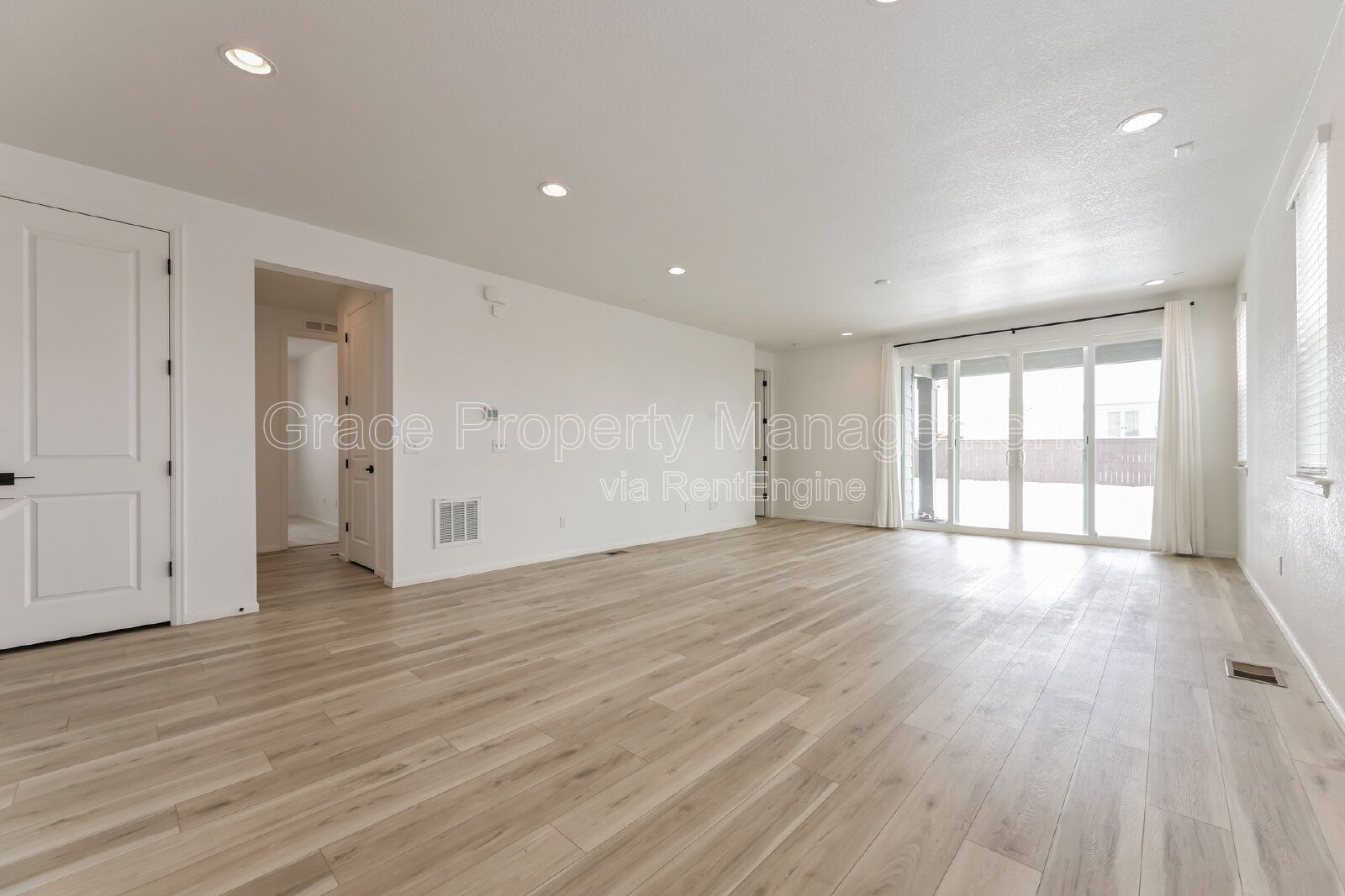 Gallery Image 17