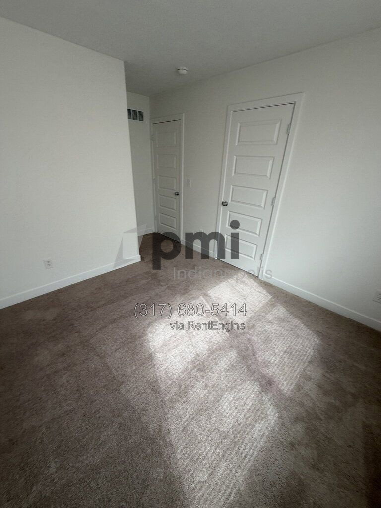 Gallery Image 16