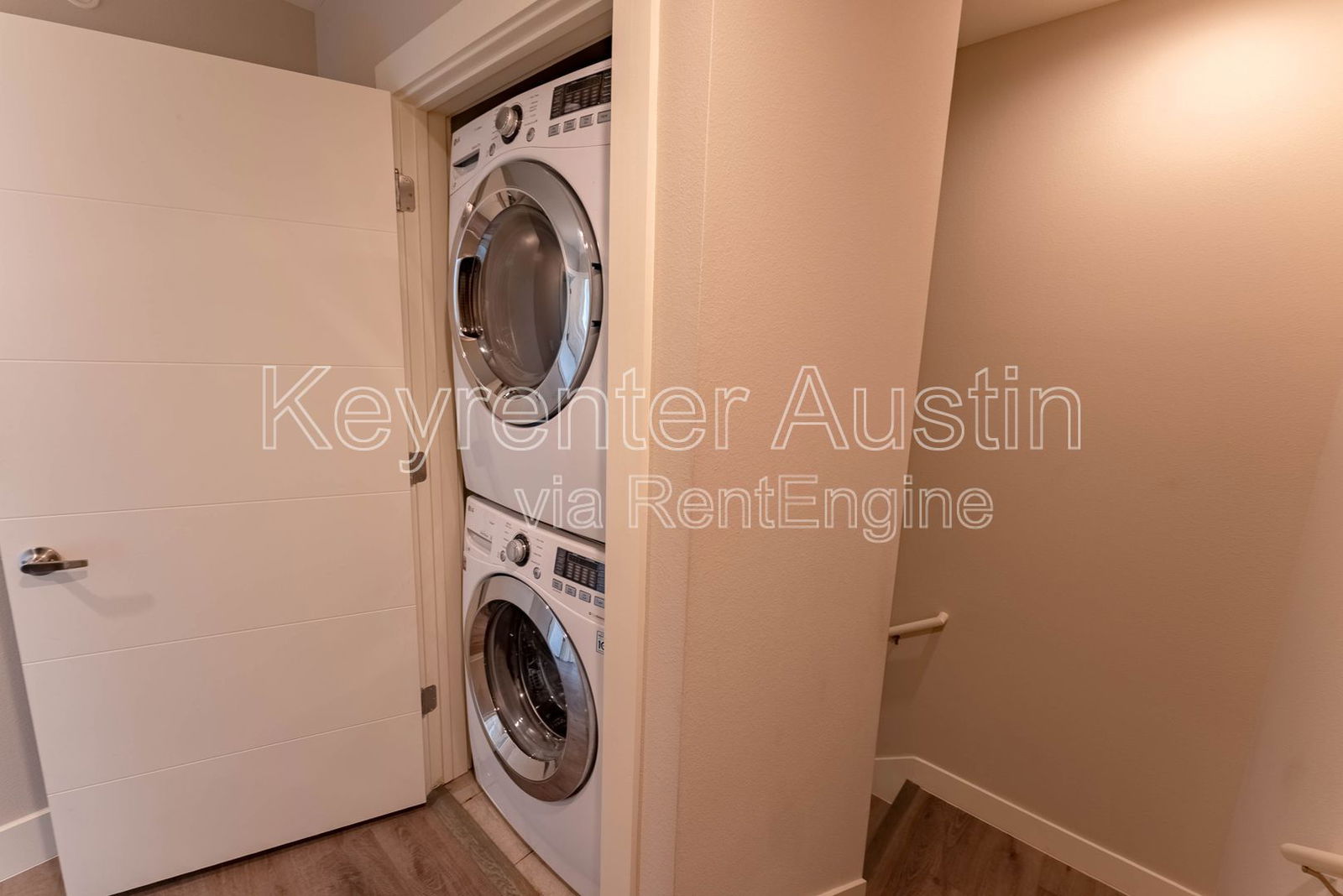 Gallery Image 18