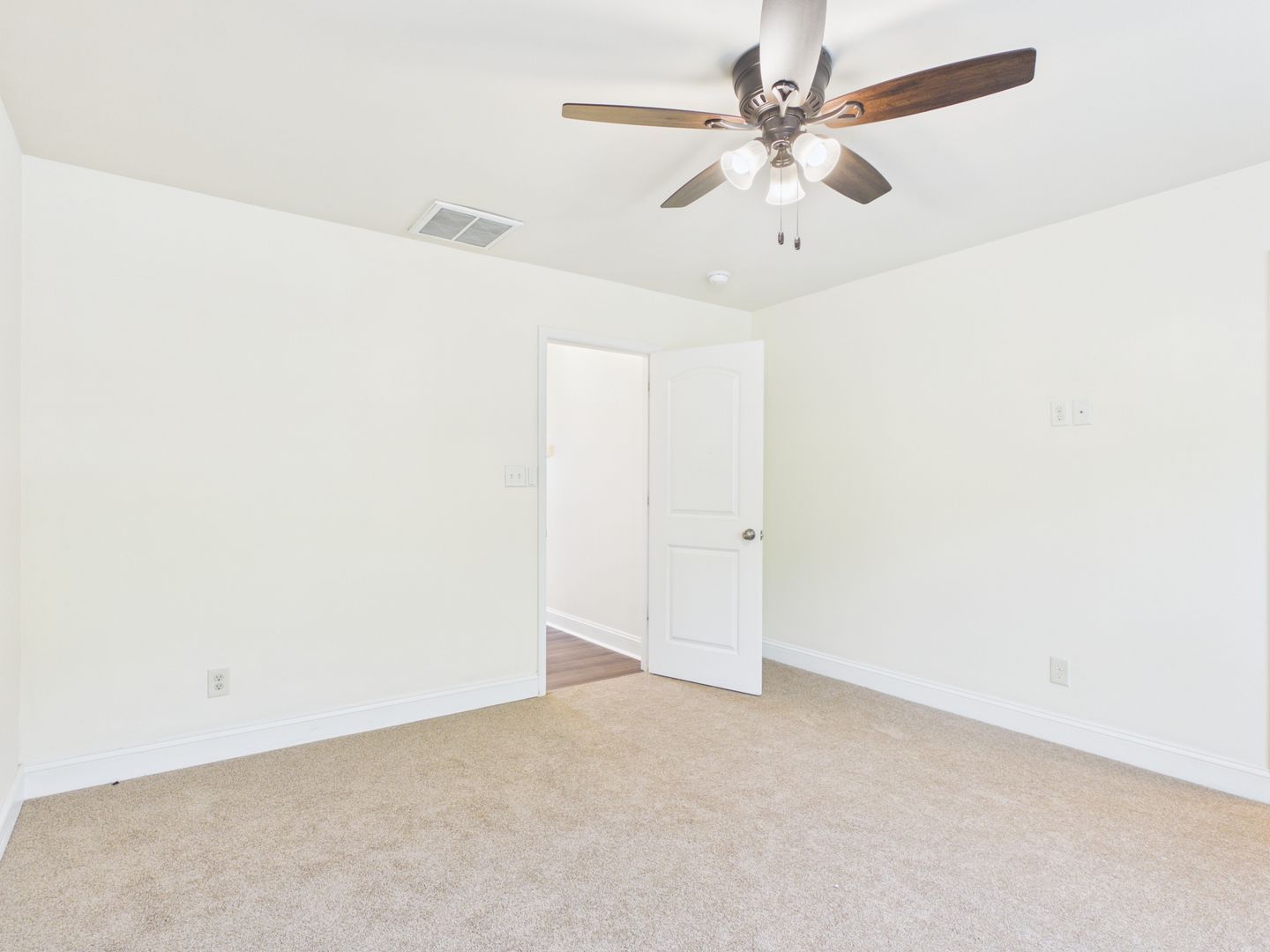 Gallery Image 38
