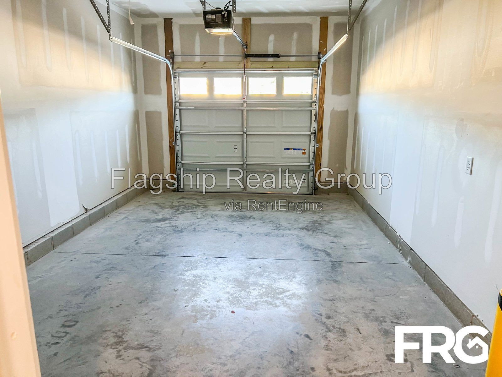 Gallery Image 14