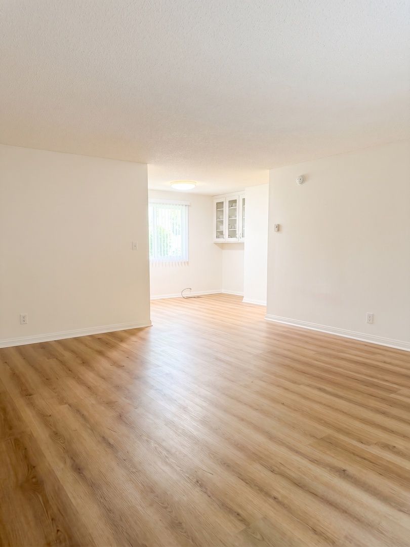 Gallery Image 0