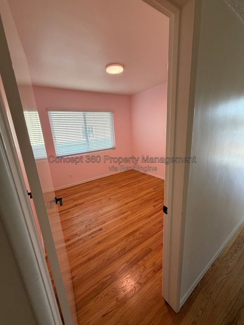 Gallery Image 14