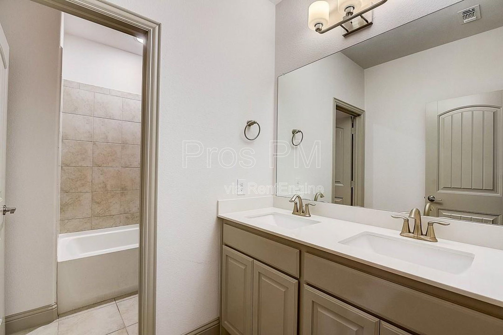 Gallery Image 19