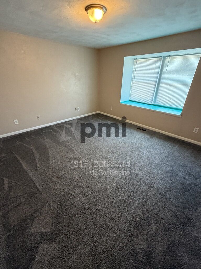 Gallery Image 33