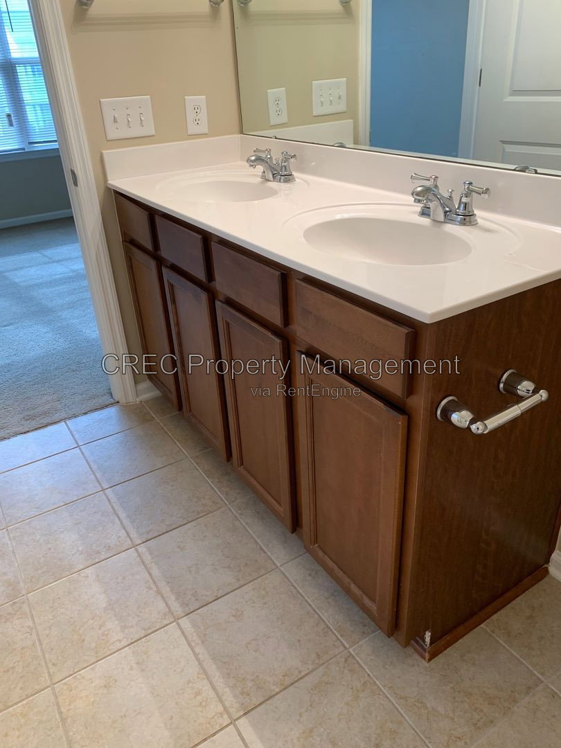 Gallery Image 30