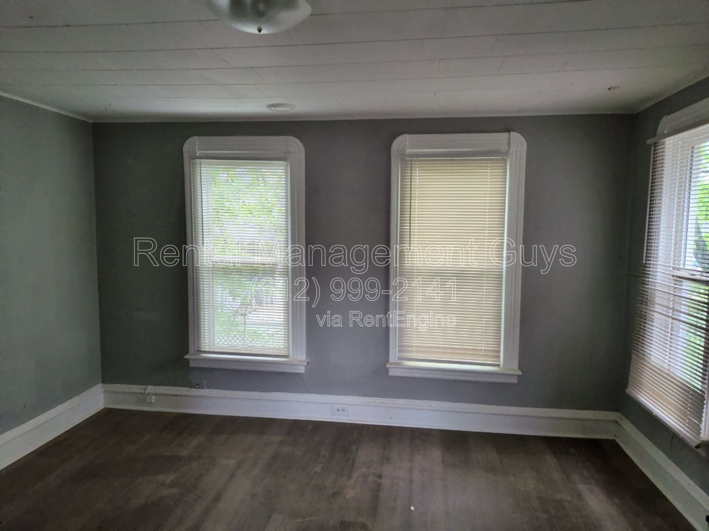 Gallery Image 0