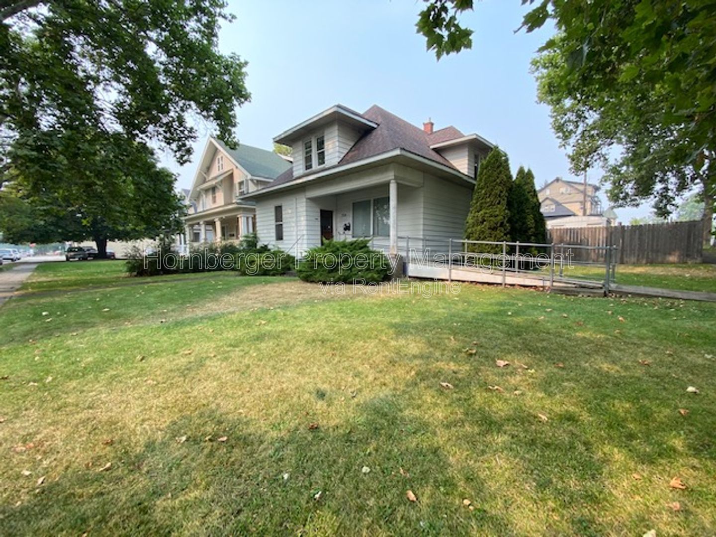 Gallery Image 0