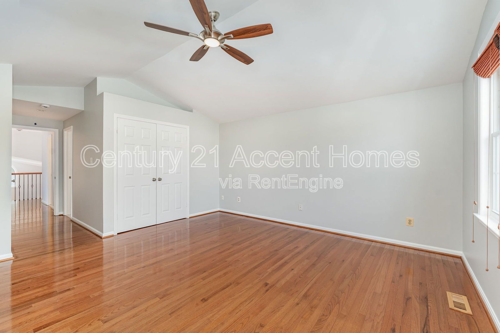 Gallery Image 22