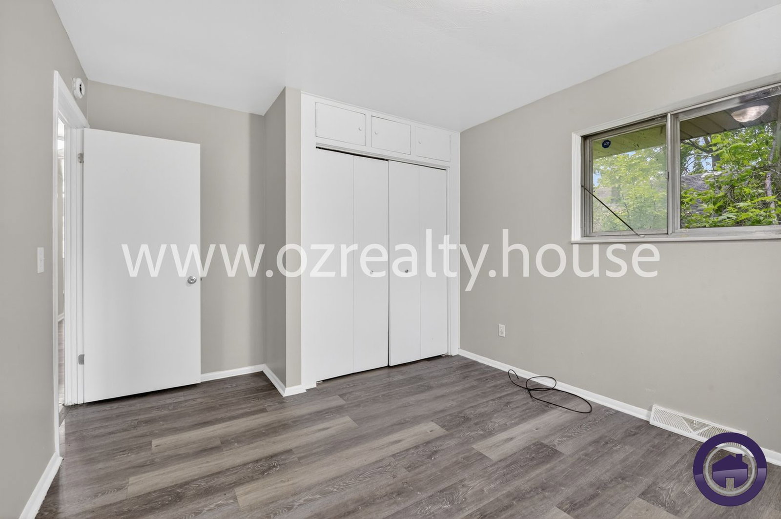 Gallery Image 16