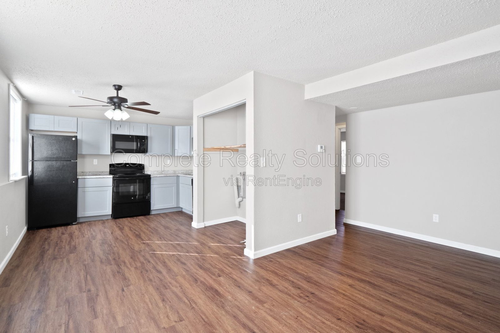 Gallery Image 0