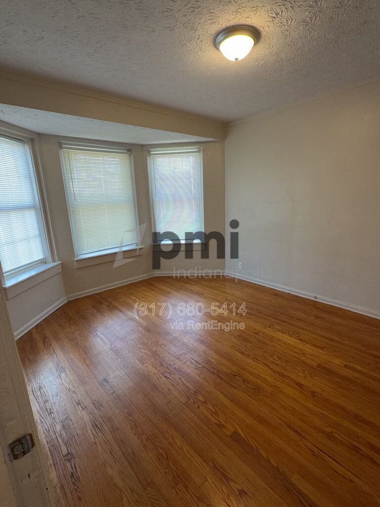 Gallery Image 19