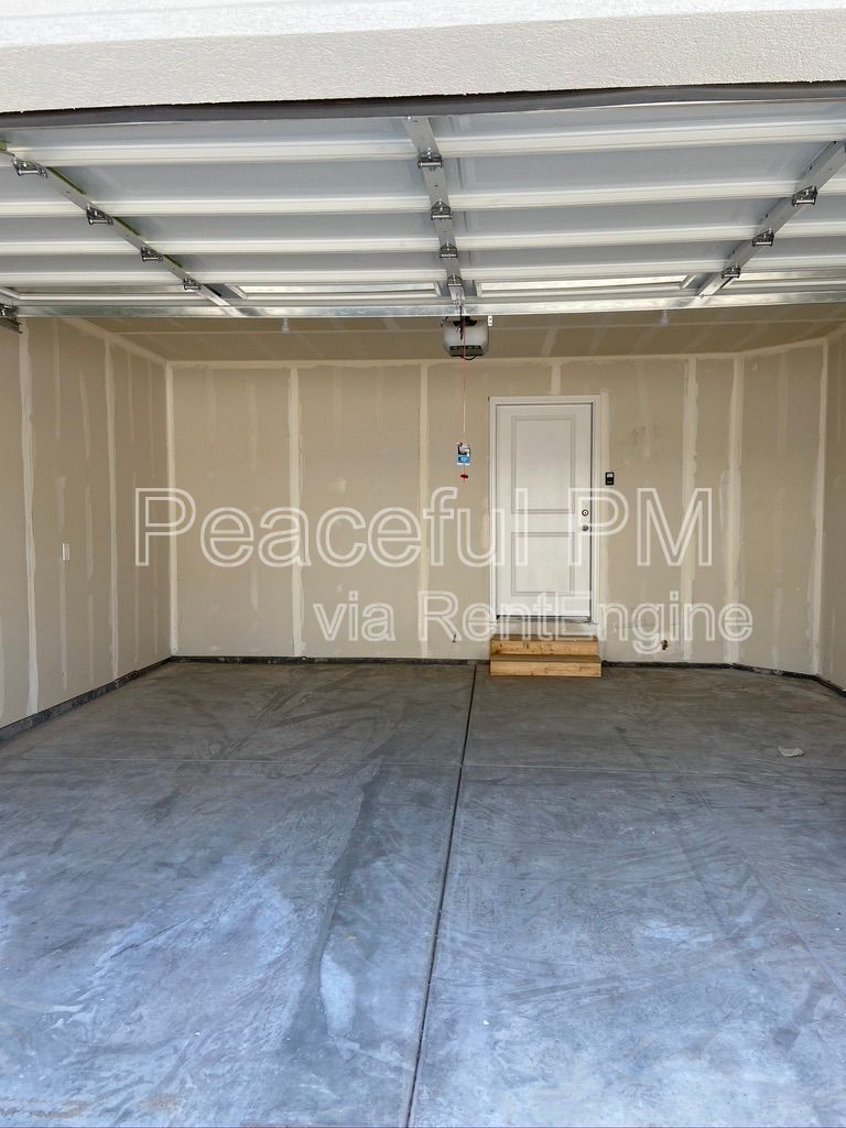 Gallery Image 17