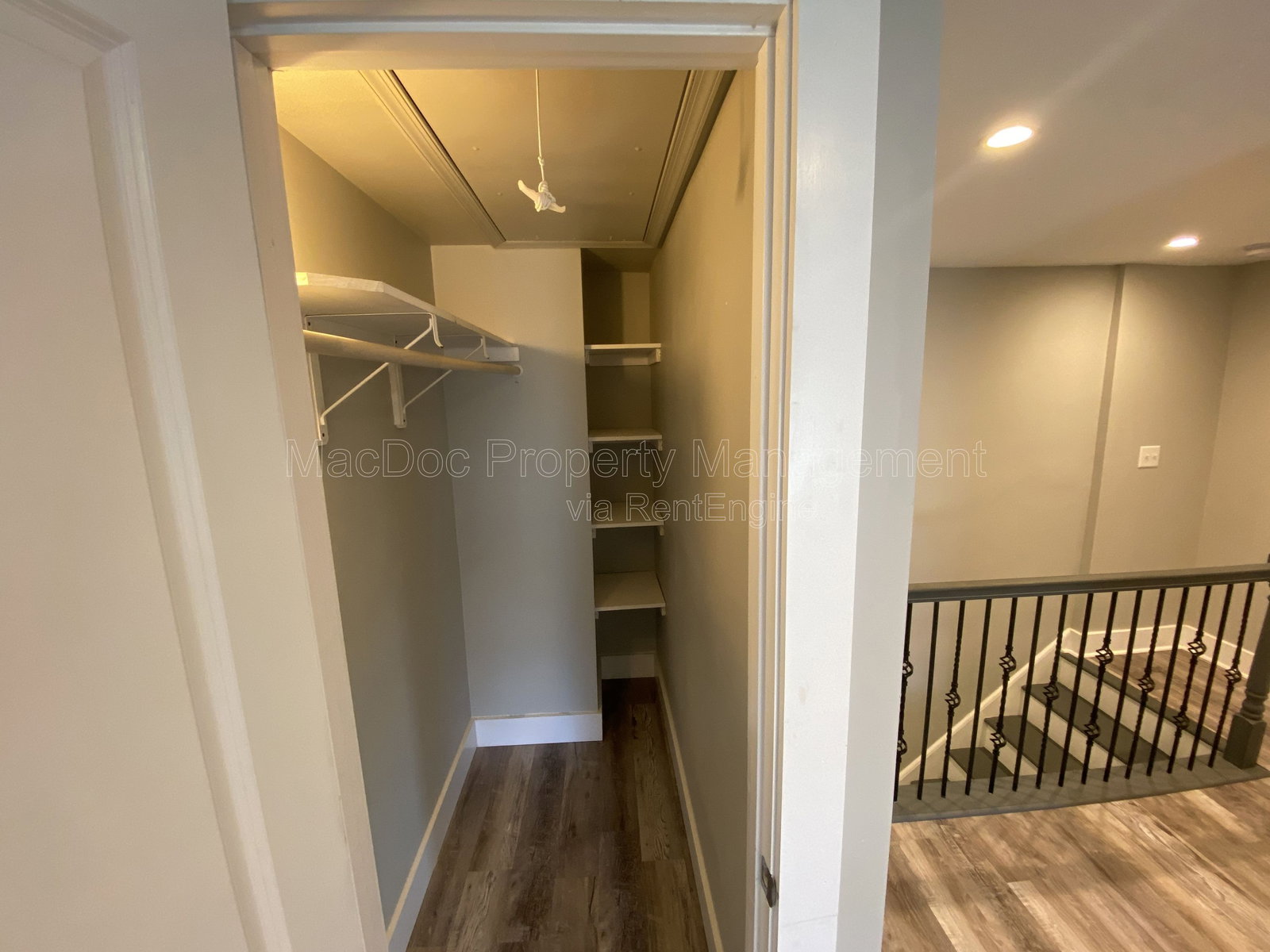 Gallery Image 18