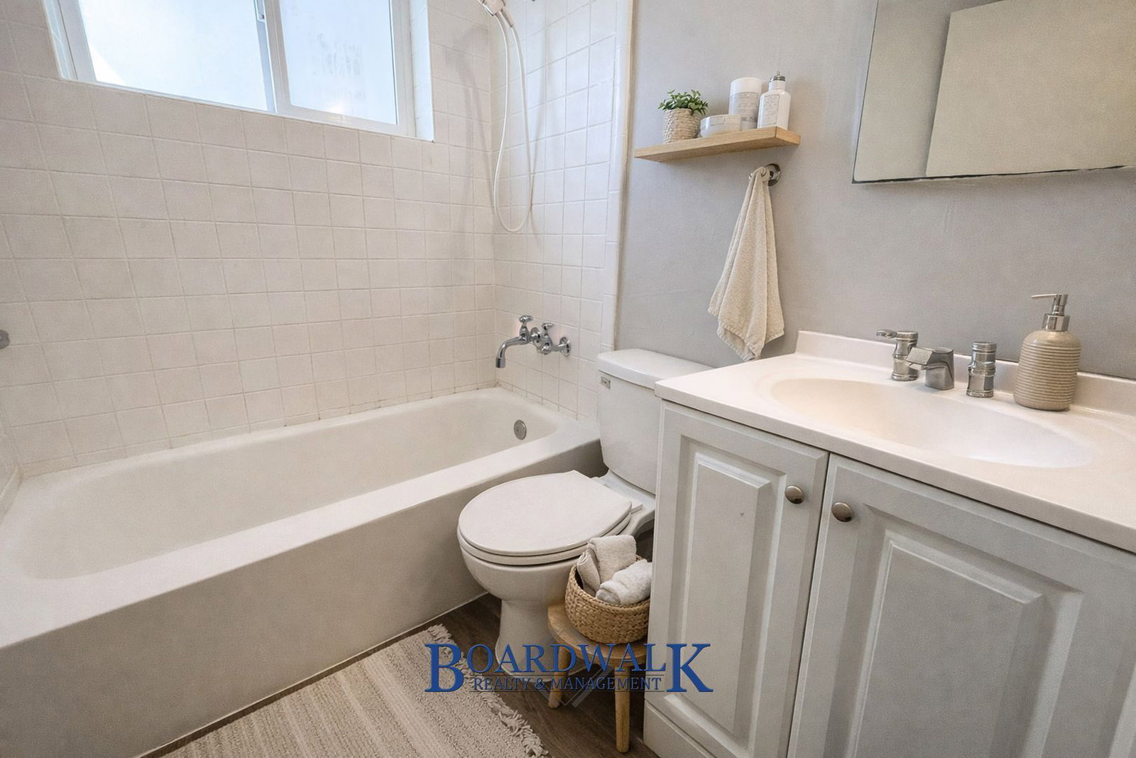 Gallery Image 16