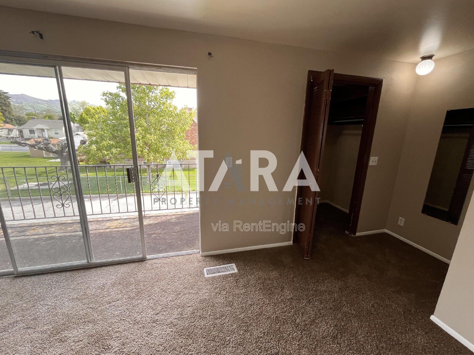 Gallery Image 18