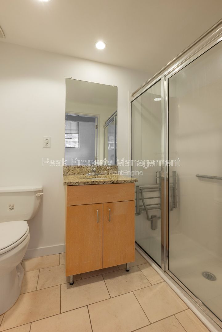 Gallery Image 9
