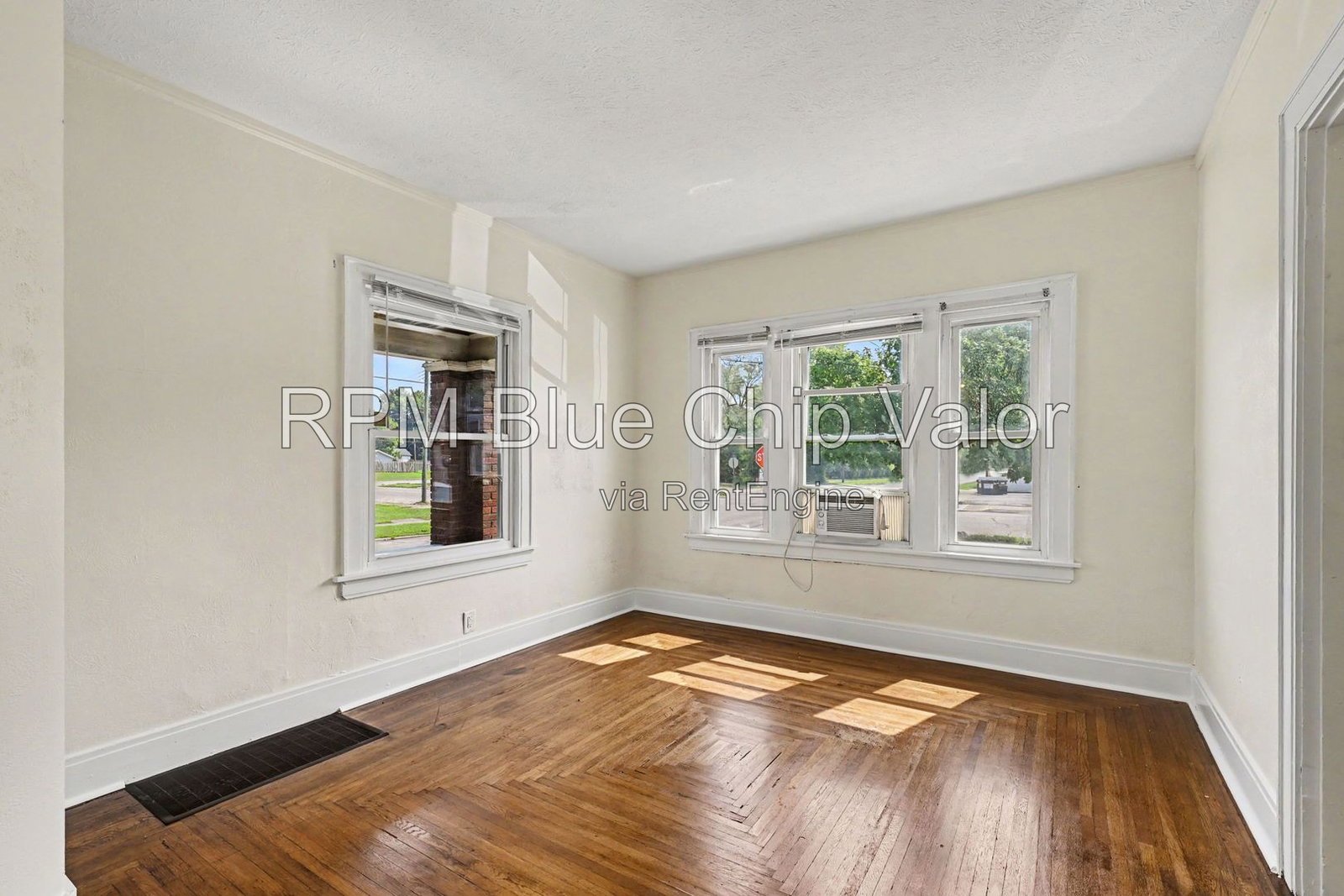 Gallery Image 17