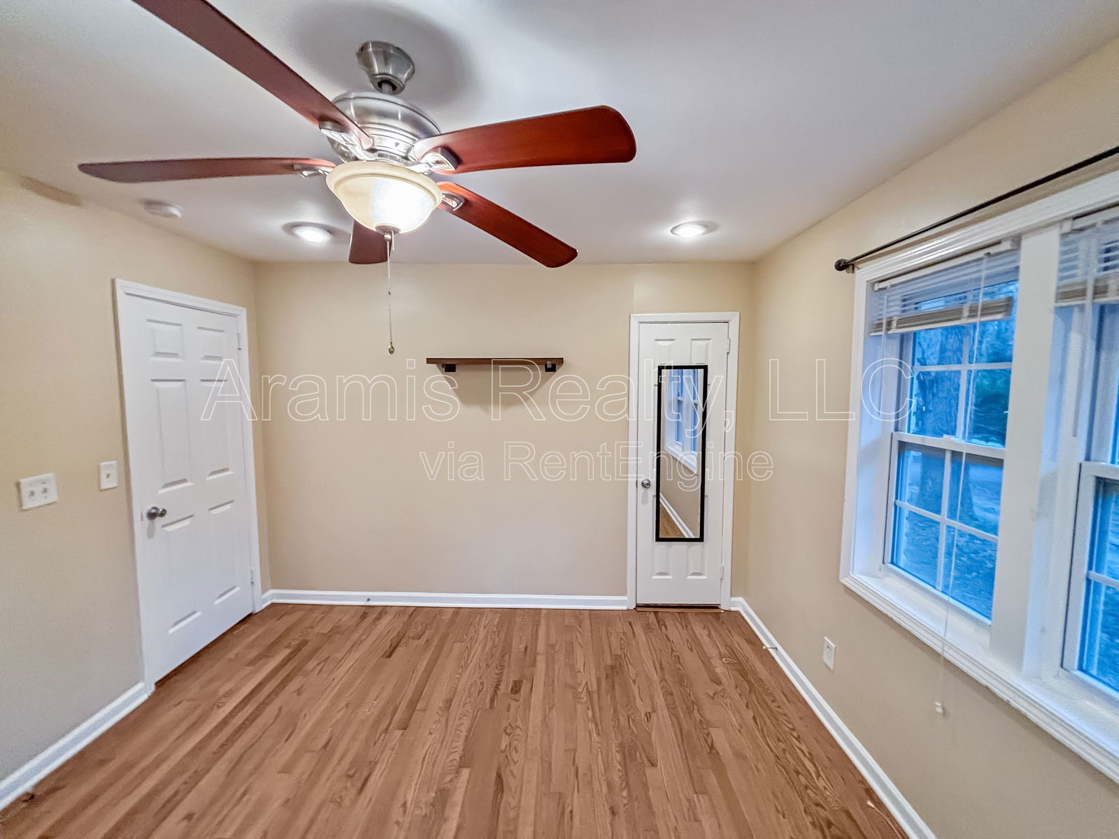 Gallery Image 8
