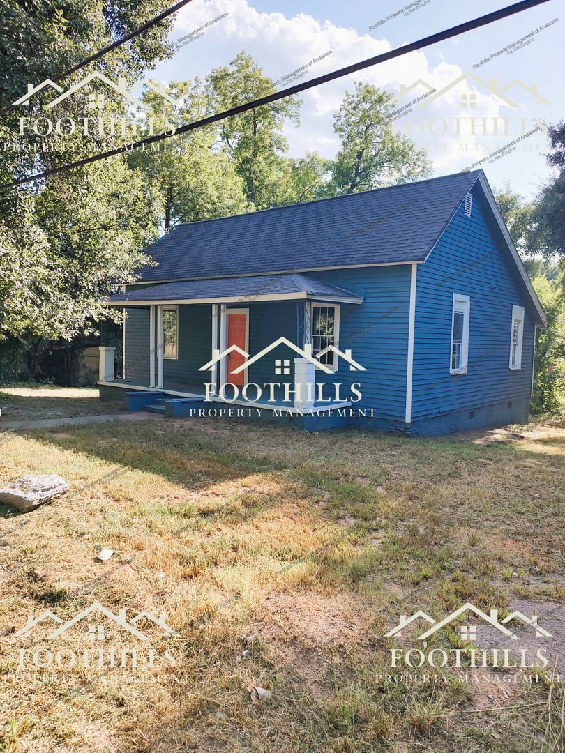 Gallery Image 0