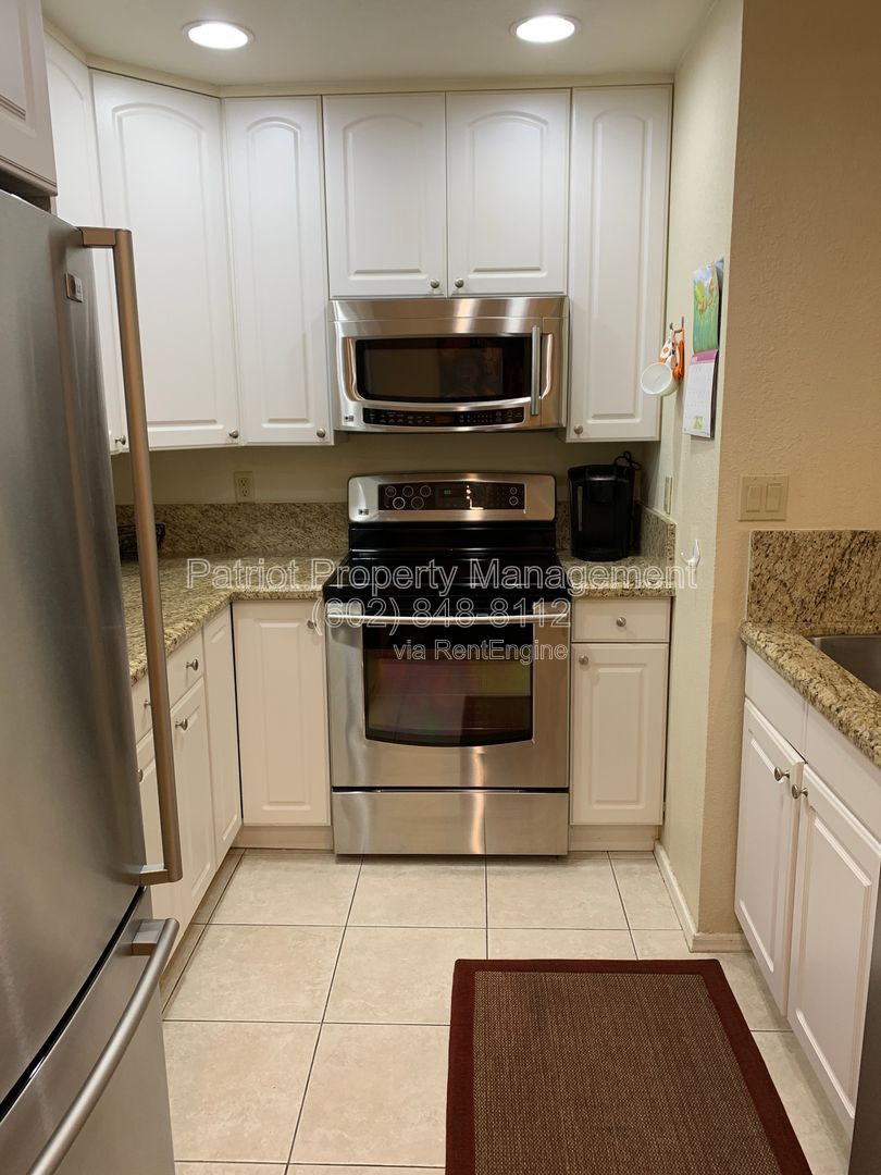 Gallery Image 0