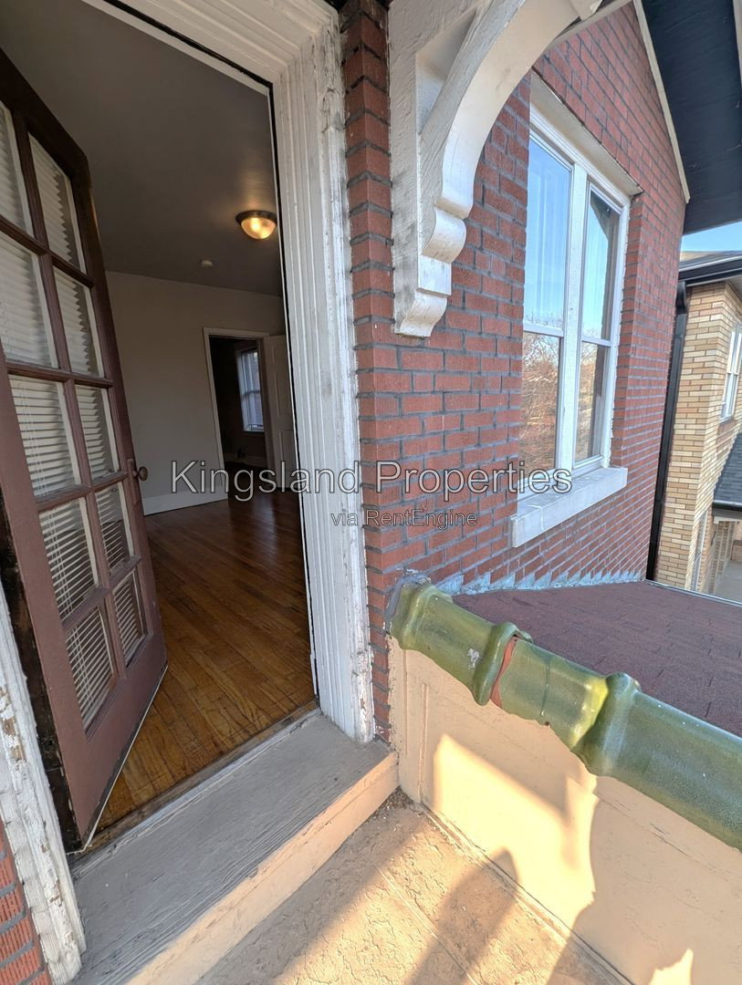 Gallery Image 14