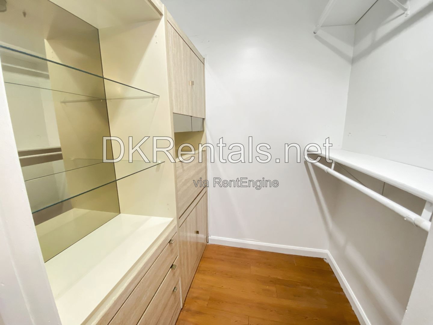 Gallery Image 19
