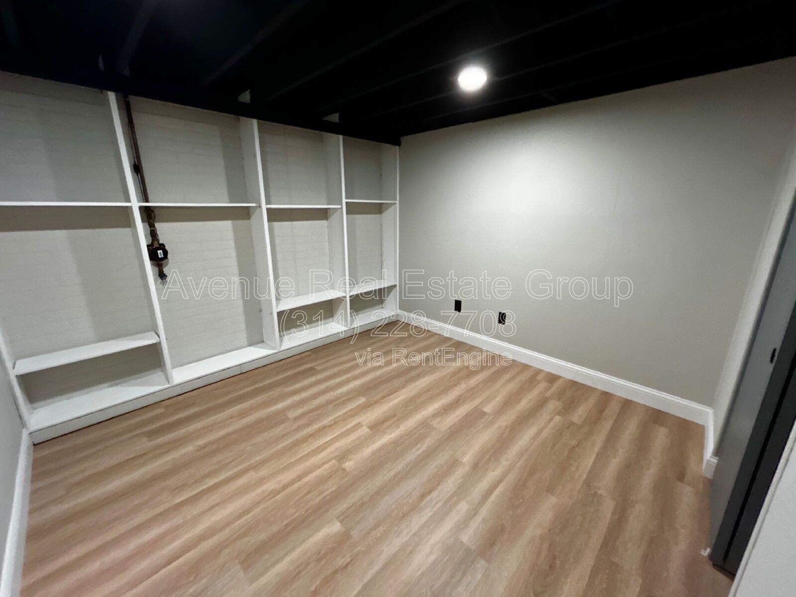 Gallery Image 15