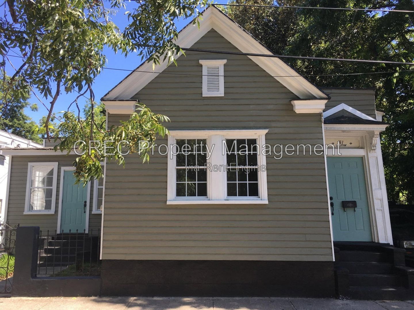 Gallery Image 0