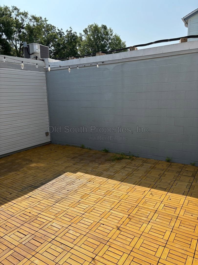 Gallery Image 17