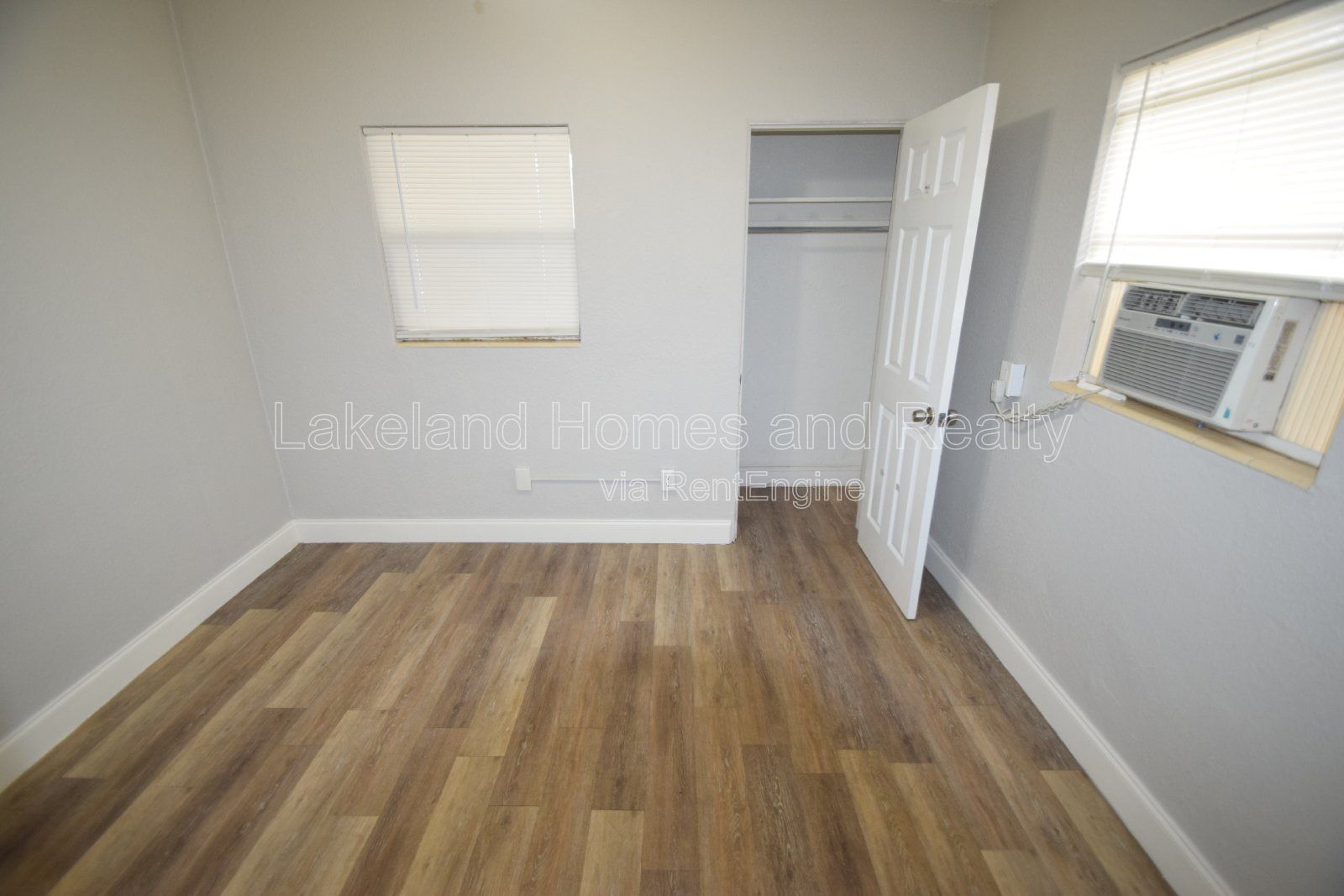Gallery Image 14