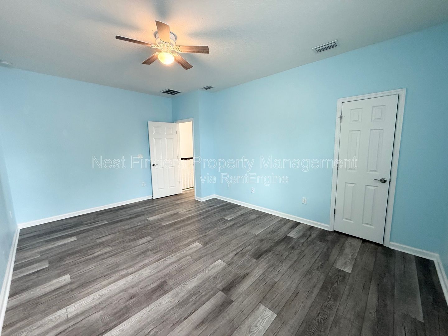 Gallery Image 37