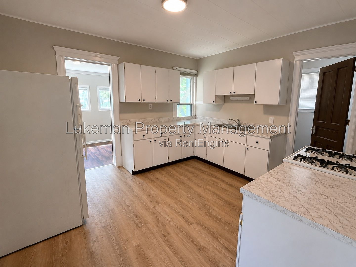 Gallery Image 0