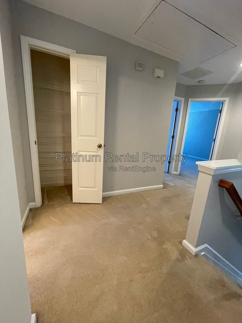Gallery Image 78