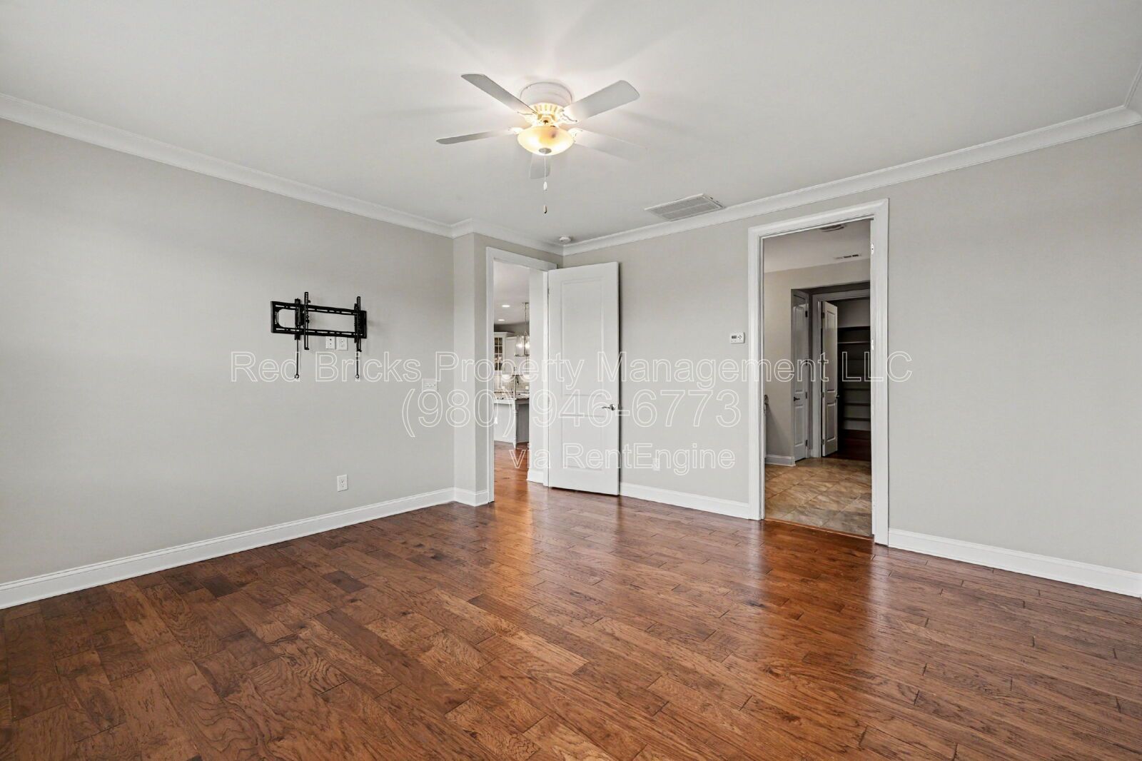 Gallery Image 16