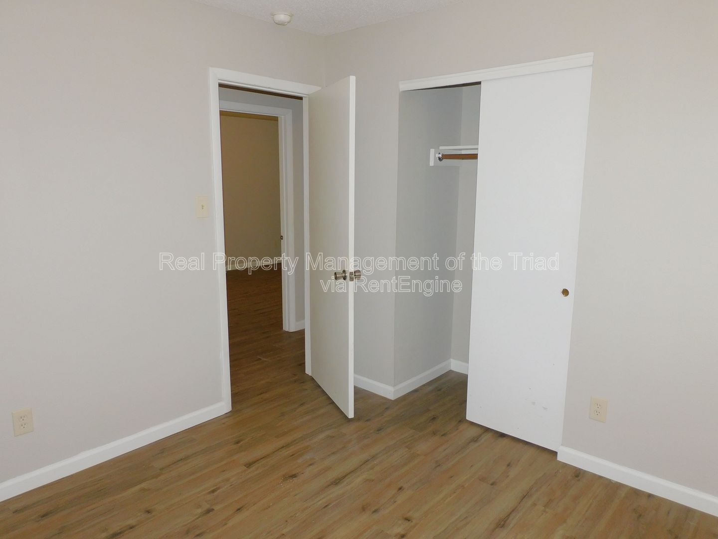 Gallery Image 16