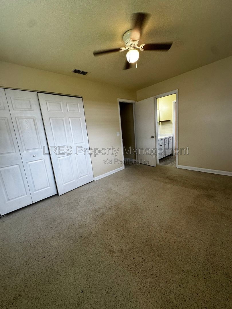 Gallery Image 30