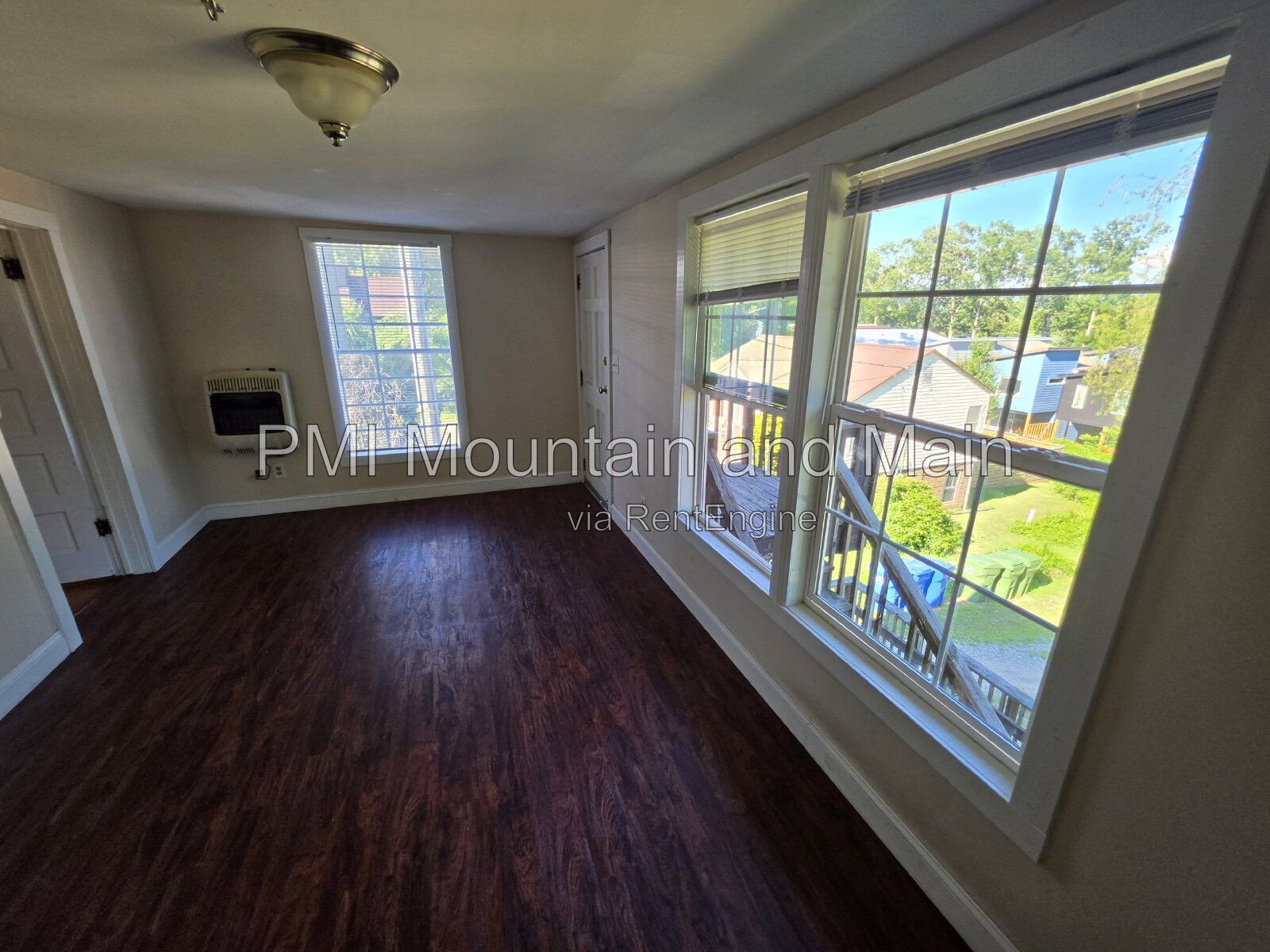 Gallery Image 13