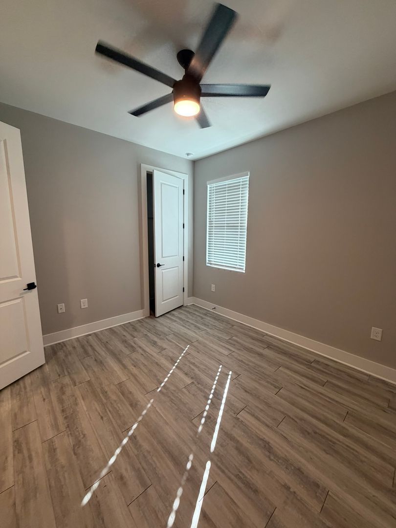 Gallery Image 12