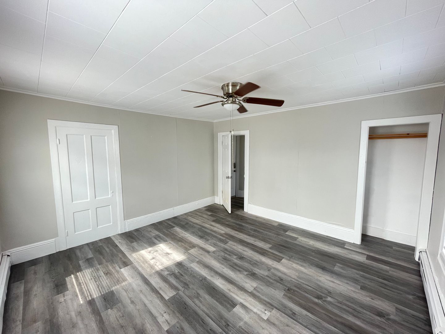 Gallery Image 18