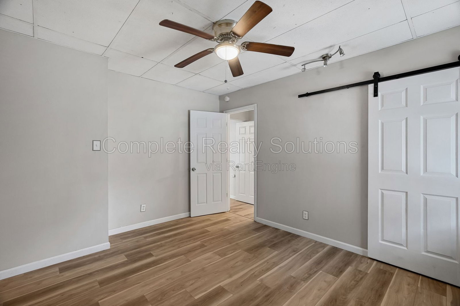 Gallery Image 19