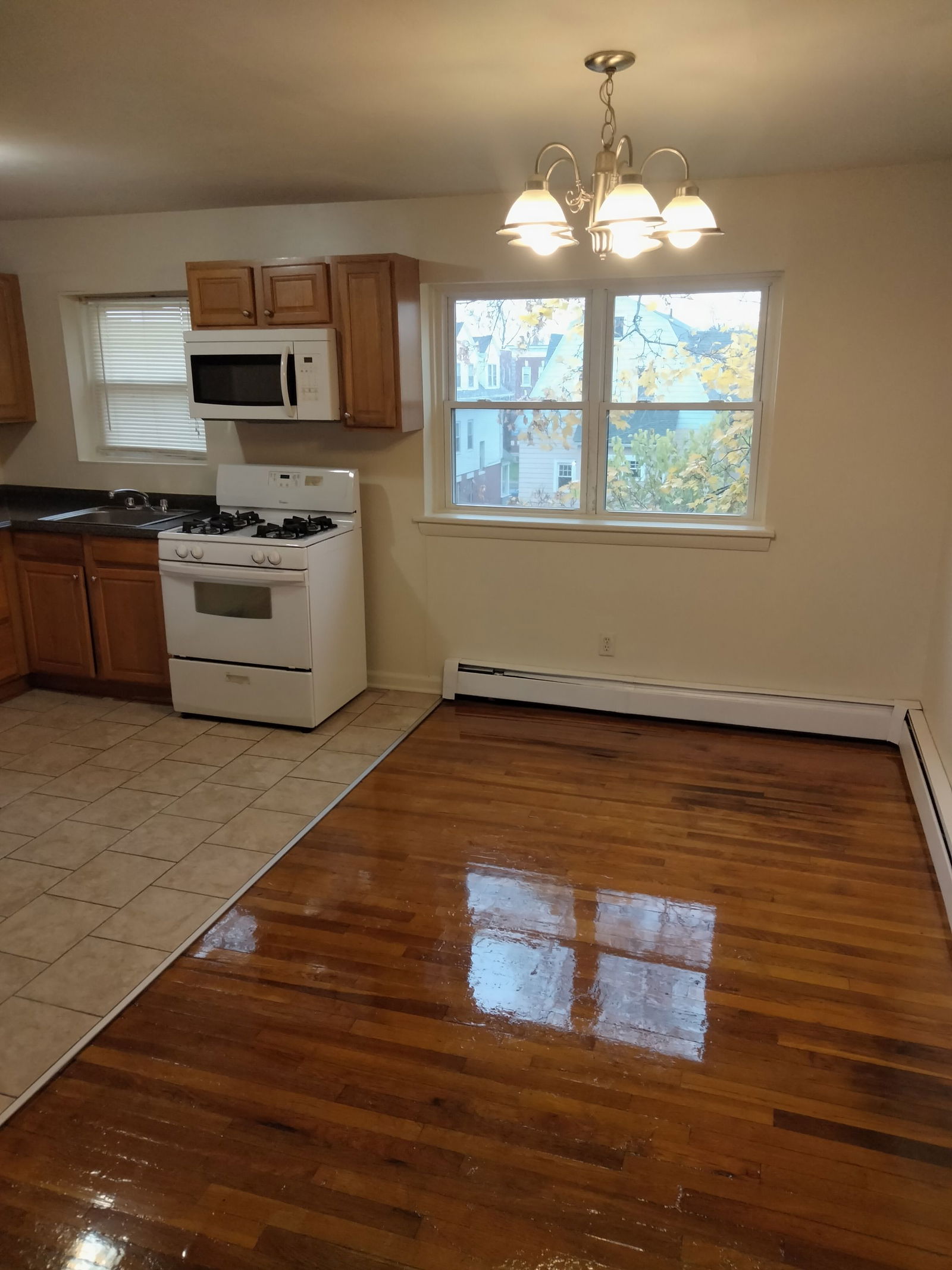 Gallery Image 0